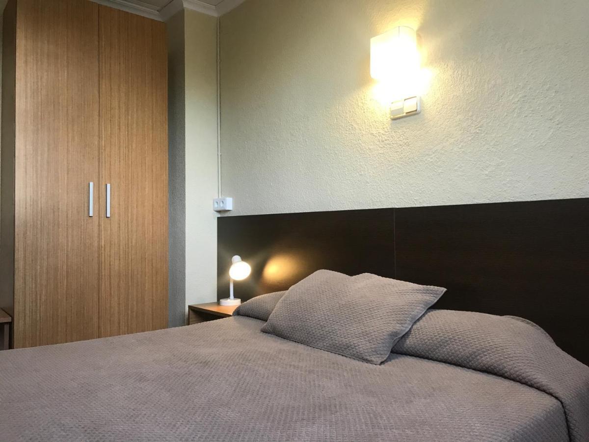 Hostal El Callejon ตาร์ราโกนา ภายนอก รูปภาพ