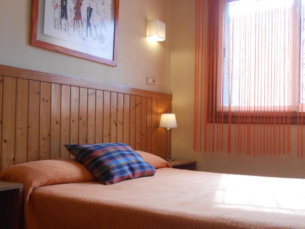 Hostal El Callejon ตาร์ราโกนา ภายนอก รูปภาพ
