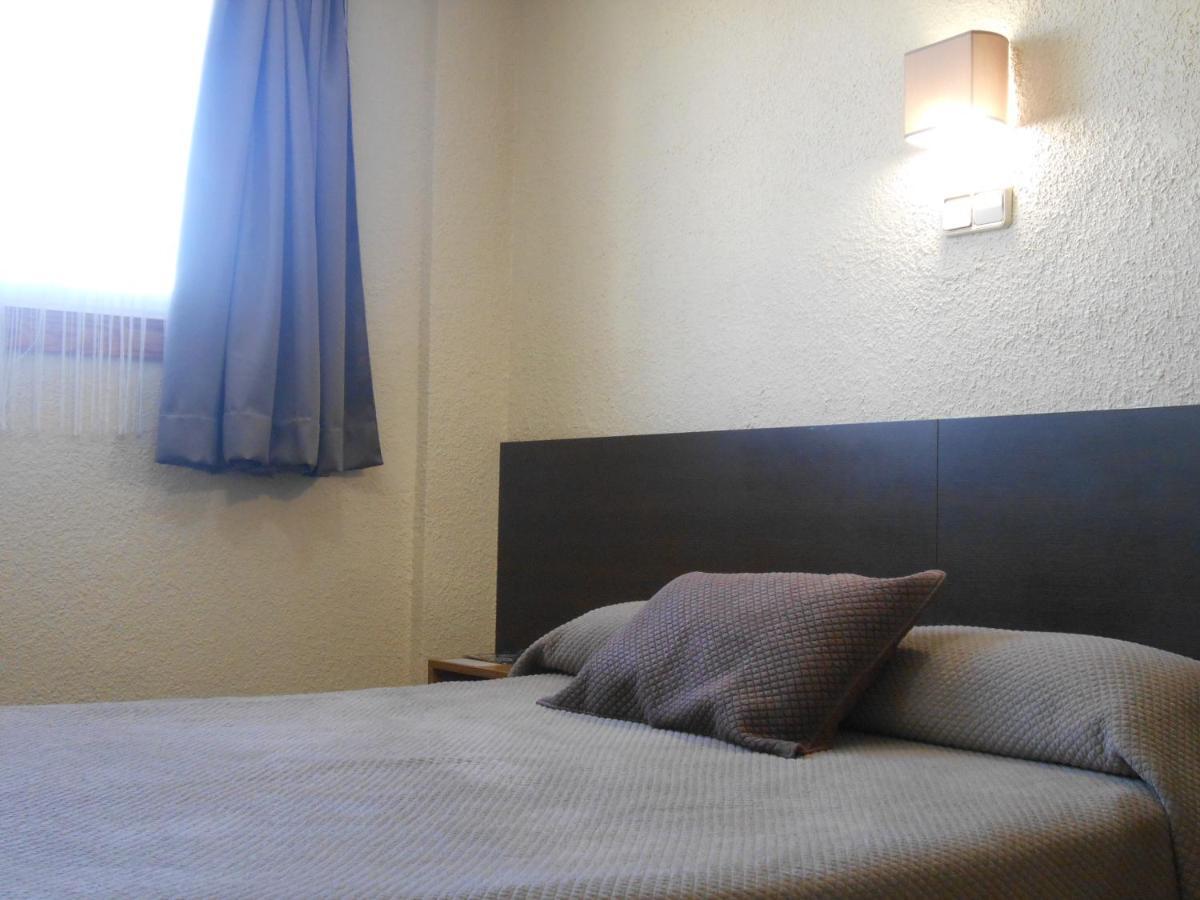 Hostal El Callejon ตาร์ราโกนา ภายนอก รูปภาพ
