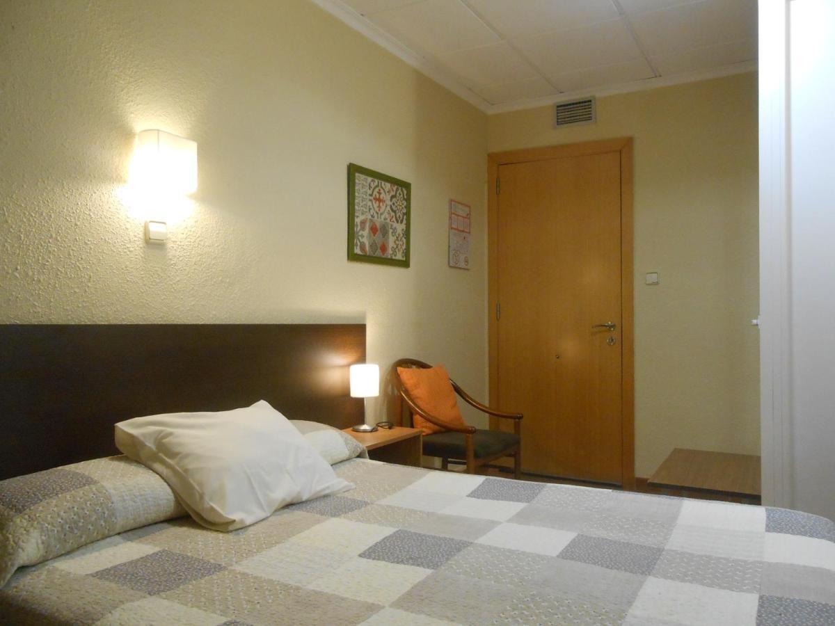 Hostal El Callejon ตาร์ราโกนา ภายนอก รูปภาพ